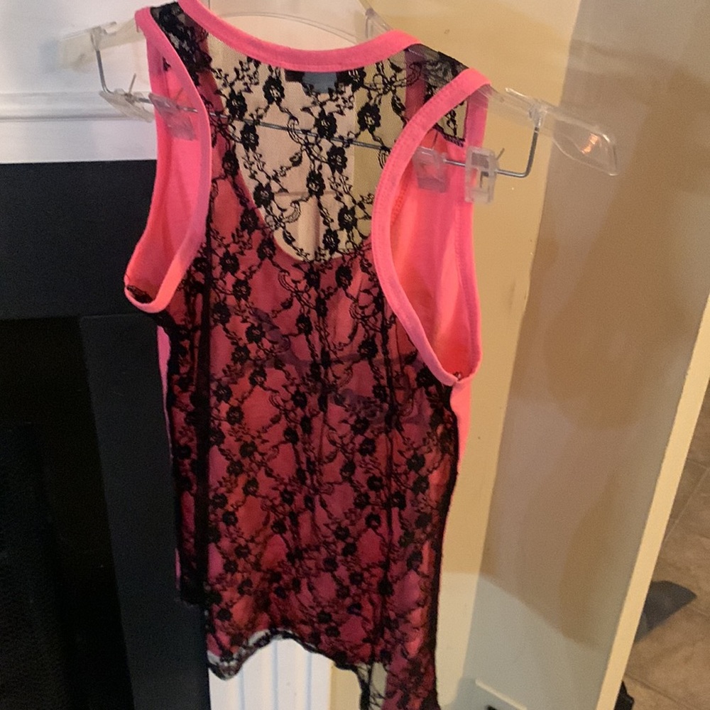 Tank top - Picture 3 of 3